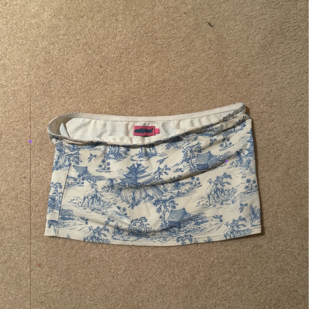 Edikted Blue Printed Tube Top